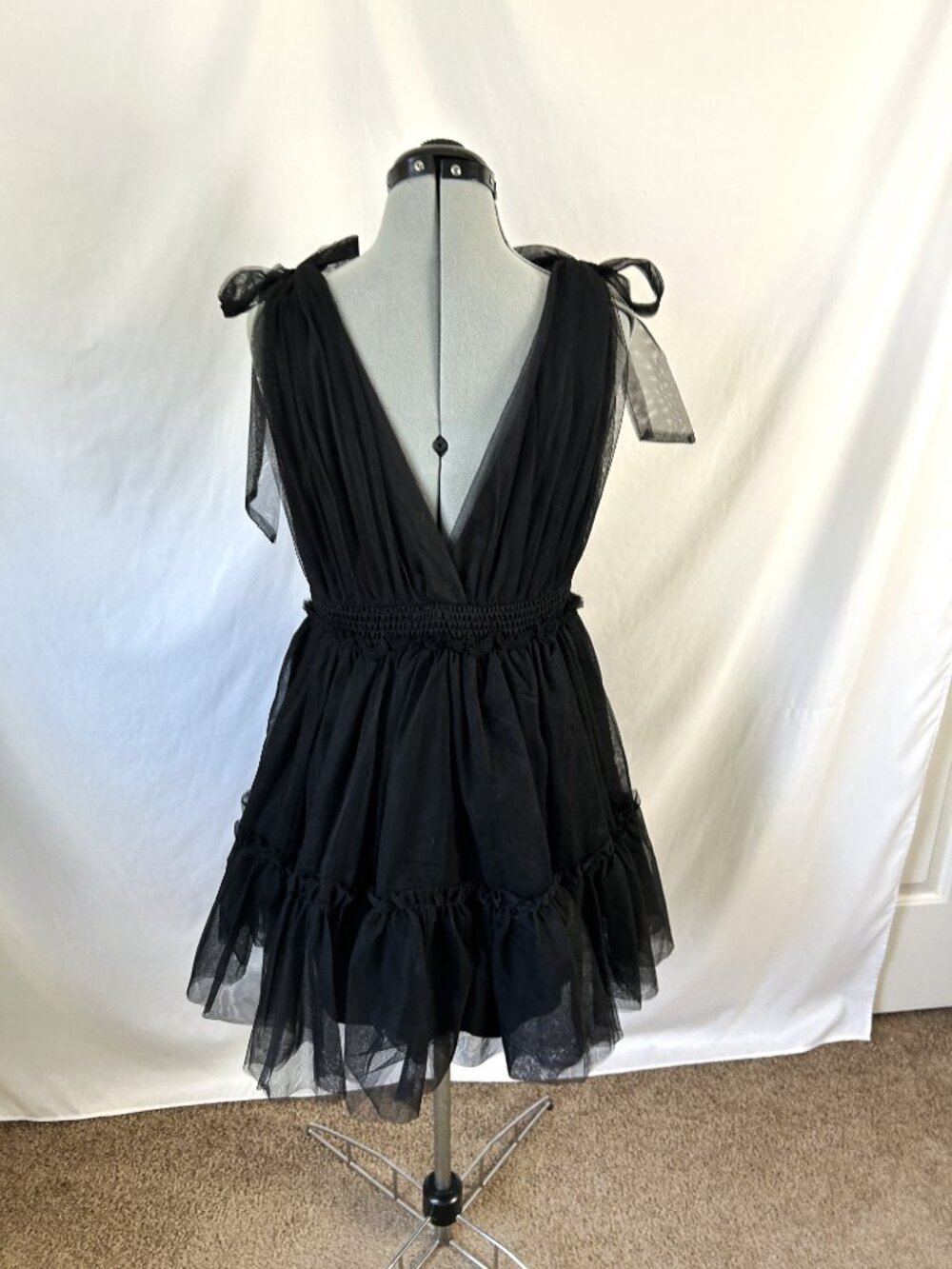 Thrity Thirty Black Mesh Deep V Party Cocktail Dress L Bows - Picture 3 of 5